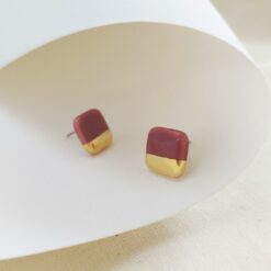 Rhea Red Plum